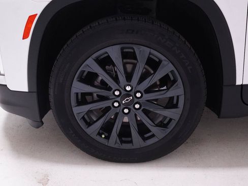 Used 2023 Chevrolet Traverse RS FWD image 44