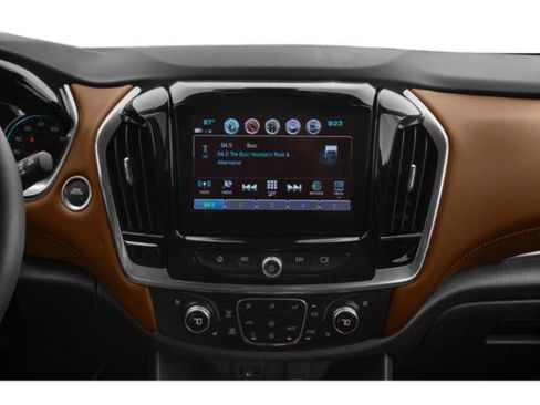 Used 2018 Chevrolet Traverse High Country AWD/4WD image 13
