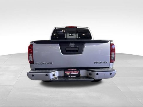 Used 2018 Nissan Frontier PRO-4X AWD/4WD image 7