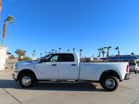 Used 2024 RAM 3500 Big Horn image 4
