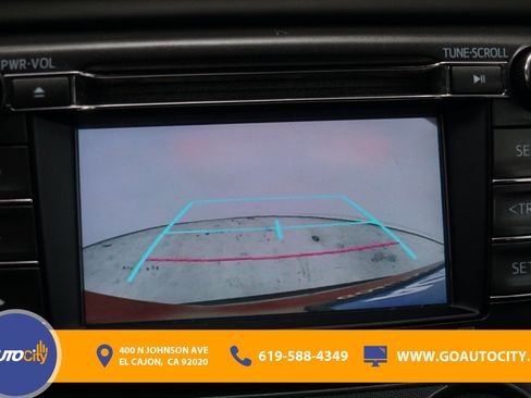Used 2015 Toyota RAV4 LE FWD image 11