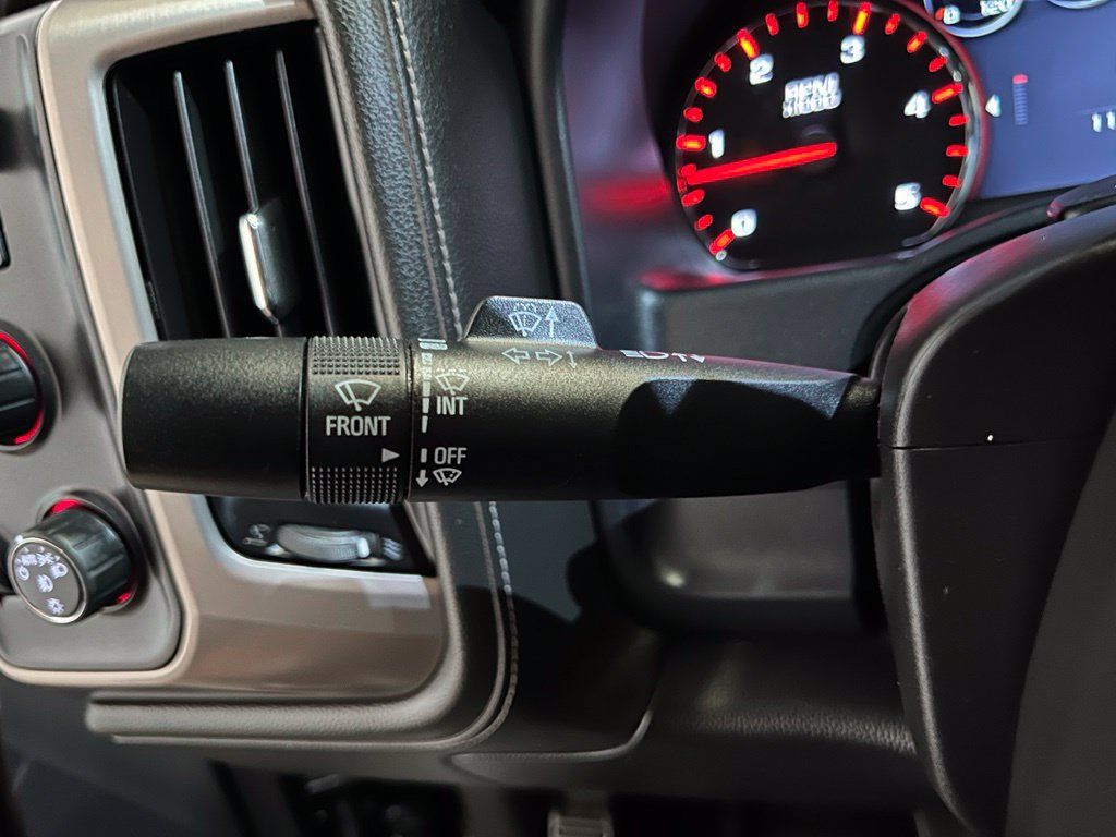 Used 2015 GMC Sierra 2500 Denali AWD/4WD image 23