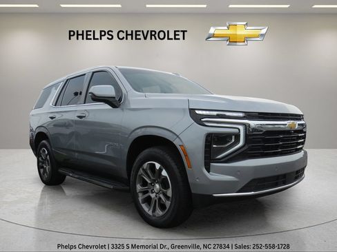 Certified 2025 Chevrolet Tahoe LS RWD image 3