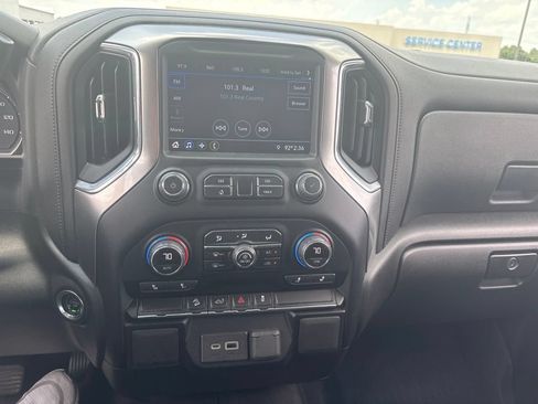Used 2021 Chevrolet Silverado 1500 RST AWD/4WD image 17