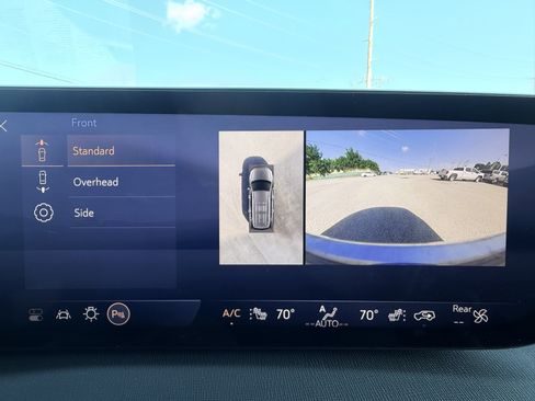 Used 2025 Buick Enclave Preferred FWD image 17