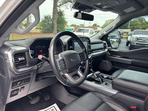 Used 2022 Ford F150 Lariat AWD/4WD image 13