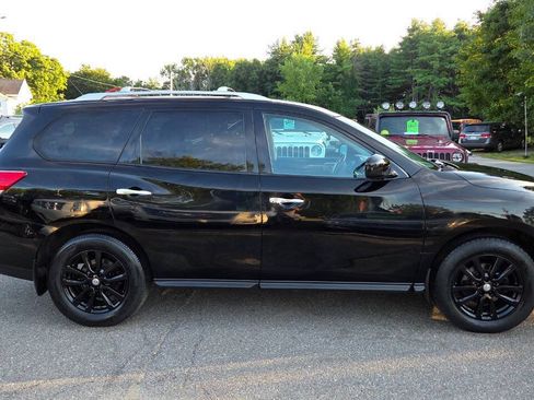 Used 2014 Nissan Pathfinder SV AWD/4WD image 17