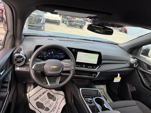 New 2026 Chevrolet Equinox LT w/ LPO, Floor Liner Package AWD/4WD image 14