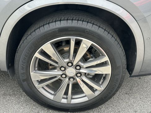 Used 2021 Cadillac XT6 Premium Luxury image 20