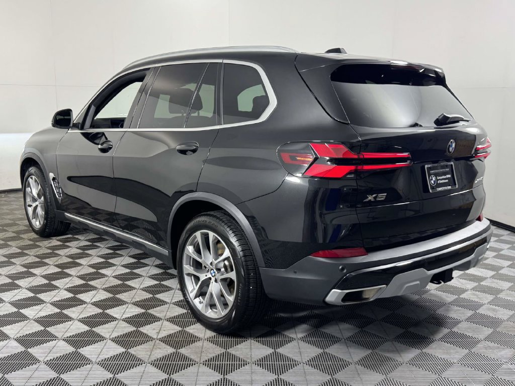Used 2026 BMW X5 xDrive40i AWD/4WD image 8