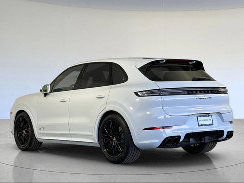New 2026 Porsche Cayenne GTS AWD/4WD image 3