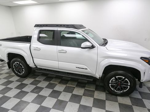 New 2026 Toyota Tacoma TRD Sport image 5