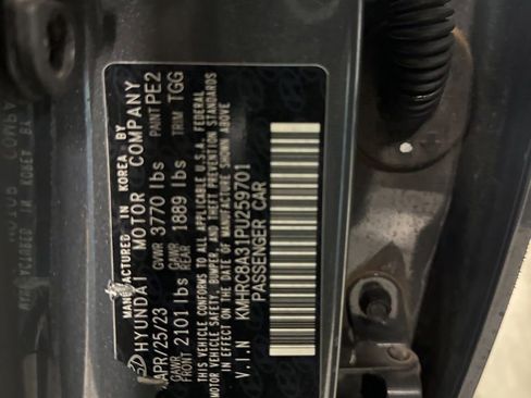 Certified 2023 Hyundai Venue SEL FWD image 6