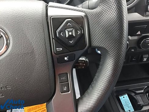 Used 2023 Toyota Tacoma TRD Off-Road w/ Advanced Technology Package image 29