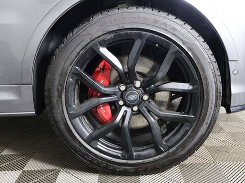 Used 2022 Land Rover Range Rover Sport SVR image 28