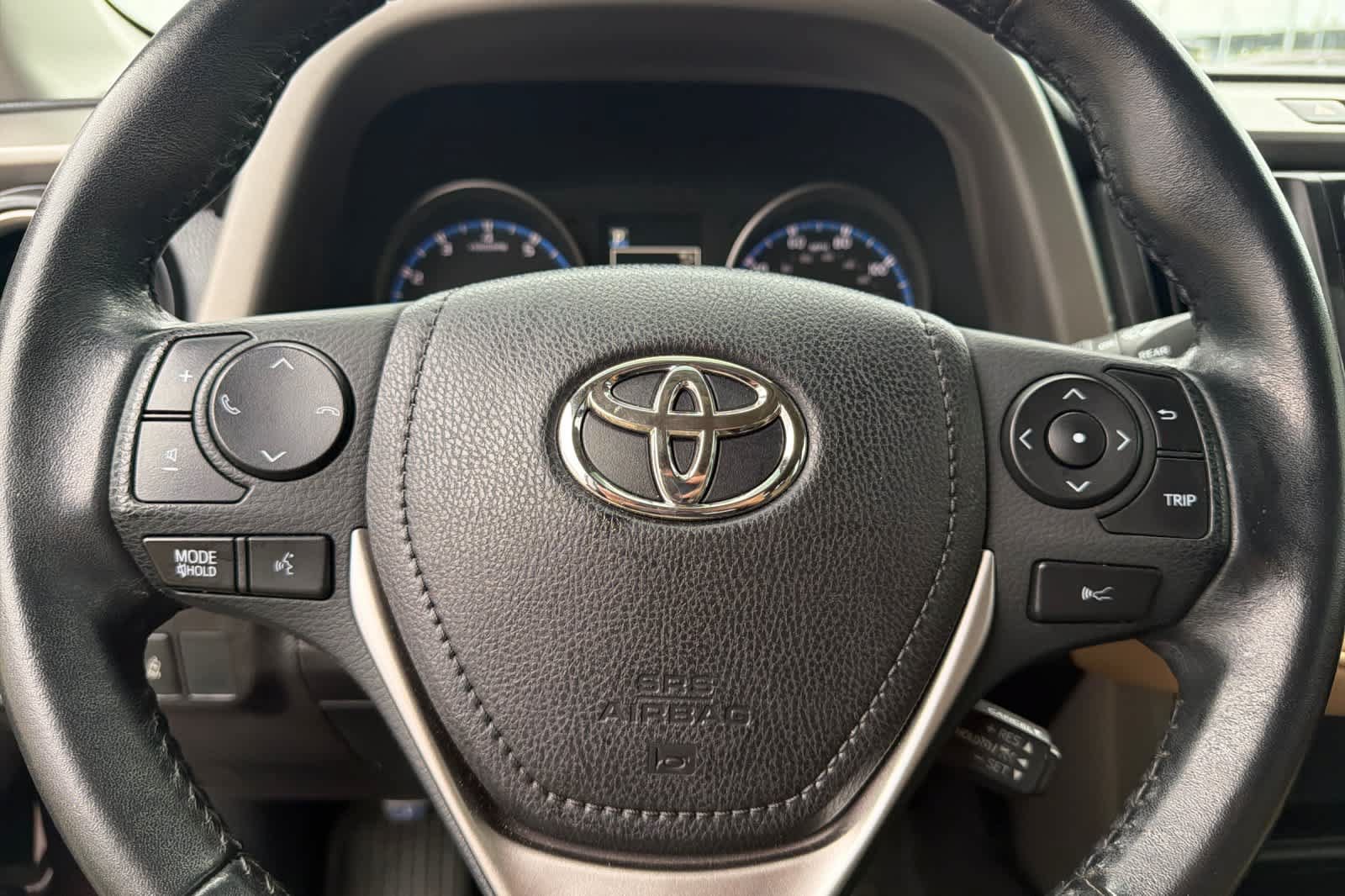 Used 2018 Toyota RAV4 XLE w/ Plus Extra Value Package FWD image 24