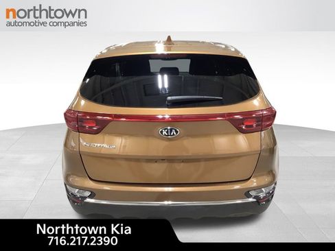 Certified 2020 Kia Sportage LX w/ LX Popular Package image 7