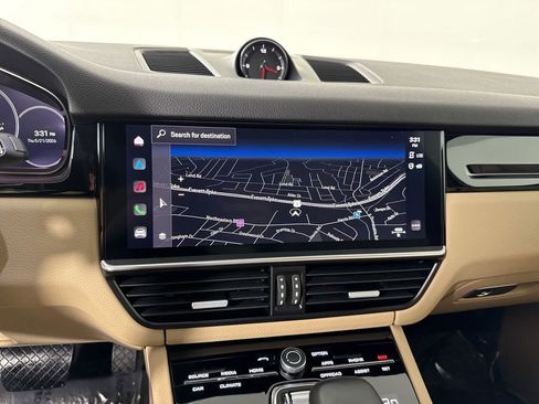Certified 2023 Porsche Cayenne AWD/4WD image 27