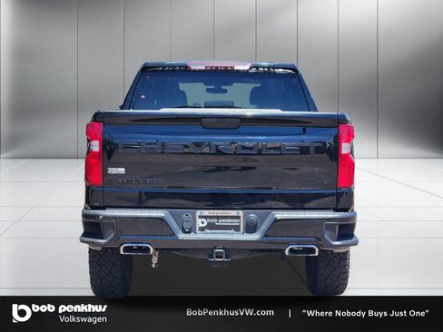 Used 2021 Chevrolet Silverado 1500 LT Trail Boss w/ LPO, Dark Essentials Package AWD/4WD image 26