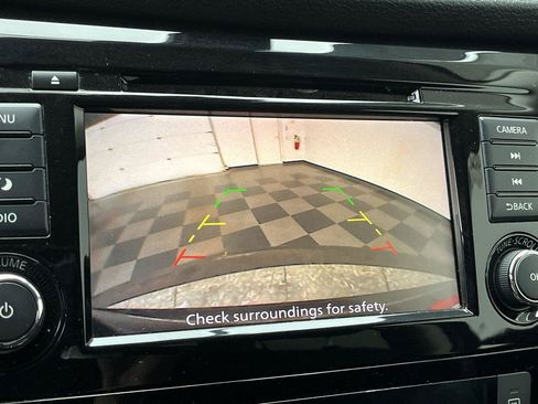 Used 2020 Nissan Rogue SV AWD/4WD image 5
