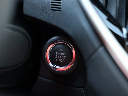 Certified 2025 Subaru Ascent Premium w/ Premium Package image 28