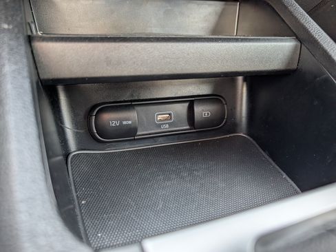 Certified 2024 Kia Forte LXS w/ LXS Technology Package FWD image 33