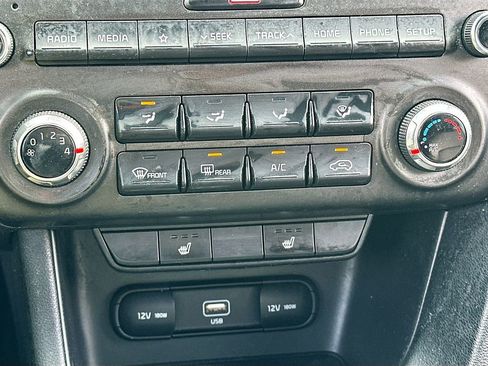 Certified 2022 Kia Sportage Nightfall Edition image 15