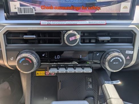 New 2026 Toyota Tacoma TRD Off-Road AWD/4WD image 24