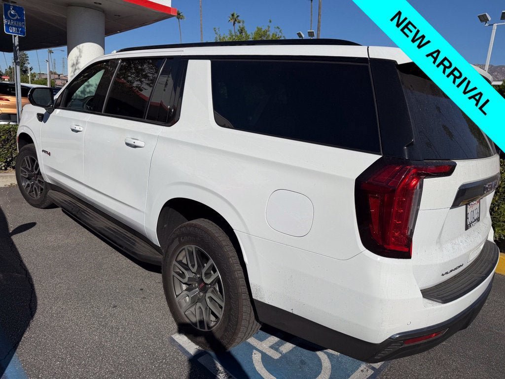 Used 2023 GMC Yukon XL AT4 AWD/4WD image 4