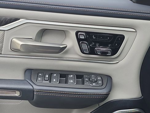 Used 2025 RAM 1500 Tungsten w/ Towing Technology Group AWD/4WD image 30