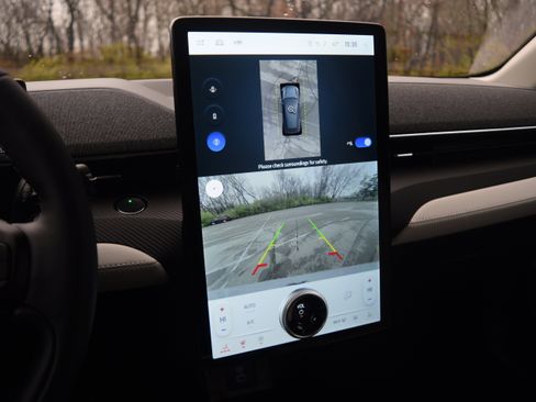 Used 2023 Ford Mustang Mach-E Premium image 10