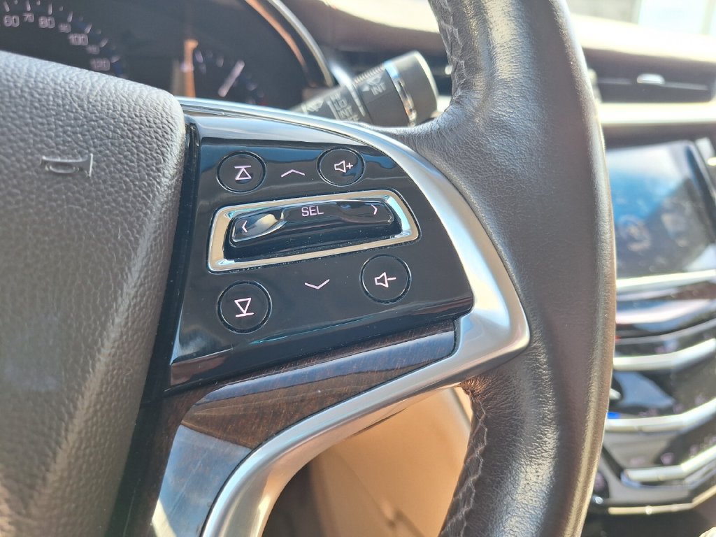 Used 2015 Cadillac XTS Luxury FWD image 20