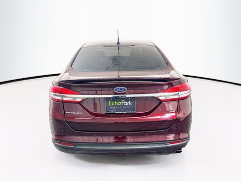 Used 2018 Ford Fusion SE w/ Equipment Group 201A image 7