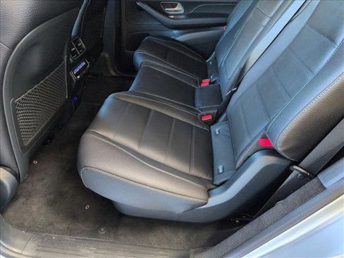 New 2026 Mercedes-Benz GLS 580 4MATIC image 16