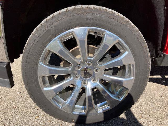 Used 2018 Chevrolet Silverado 1500 LTZ AWD/4WD image 9