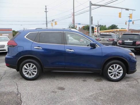 Used 2020 Nissan Rogue SV AWD/4WD image 4