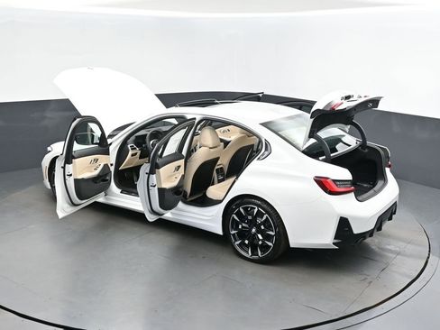 New 2026 BMW 330i Sedan w/ M Sport Package image 2