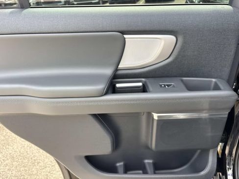 New 2026 Ford Expedition Active RWD image 19
