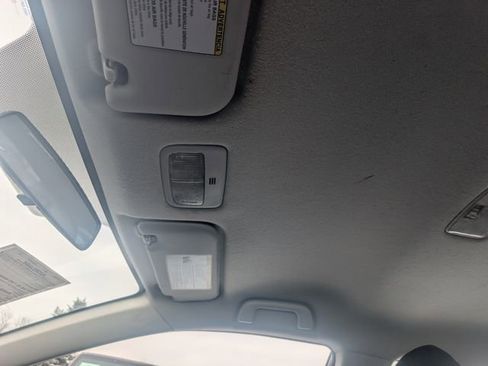 Used 2011 Toyota Corolla S image 14