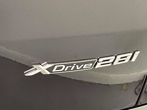 Used 2026 BMW X2 xDrive28i w/ Technology Package AWD/4WD image 12