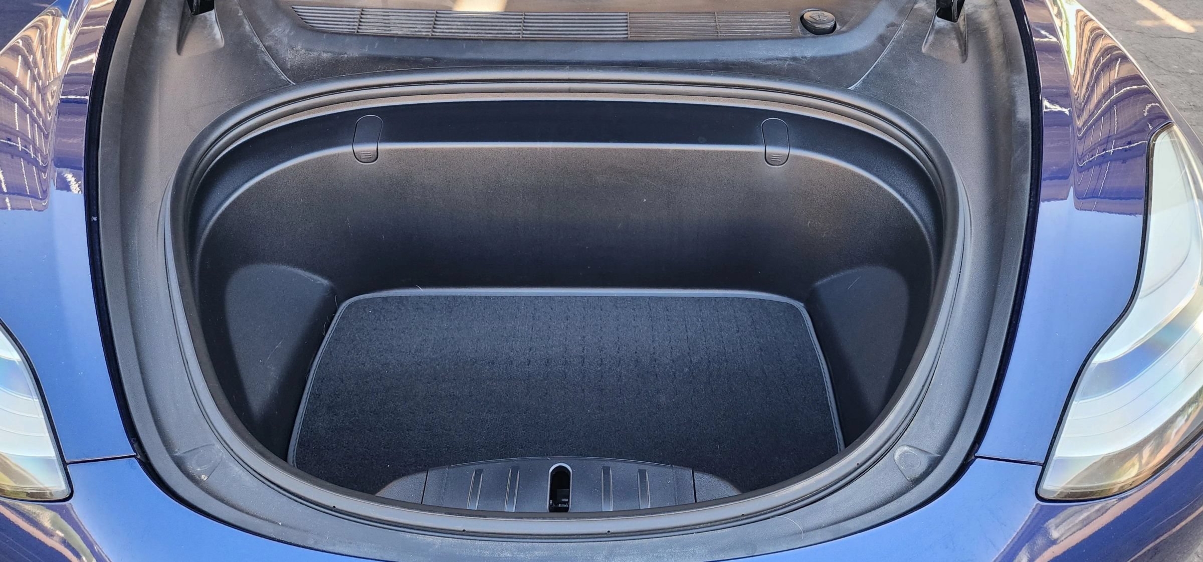 Used 2018 Tesla Model 3 Long Range AWD/4WD image 9
