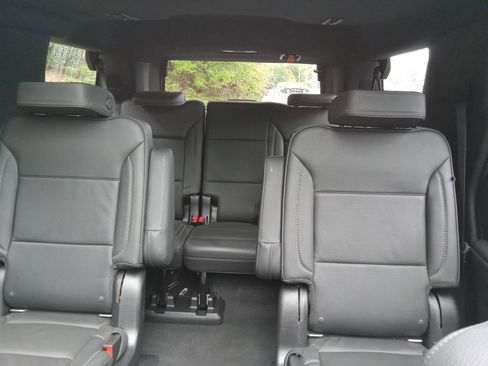 Used 2021 GMC Yukon Denali w/ LPO, Illumination Package image 24