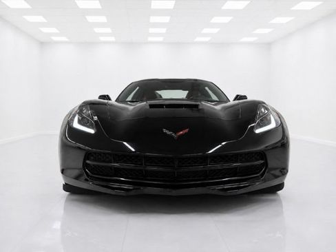 Used 2017 Chevrolet Corvette Stingray Coupe w/ Carbon Flash Badge Package RWD image 6