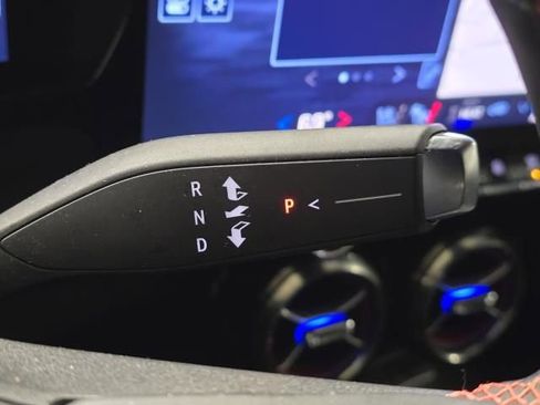 Used 2024 Chevrolet Blazer EV RS image 33