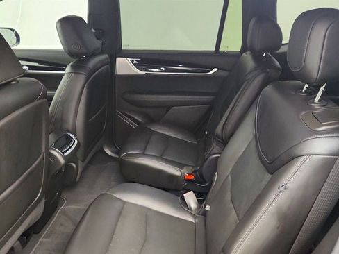 Used 2020 Cadillac XT6 Premium Luxury image 22