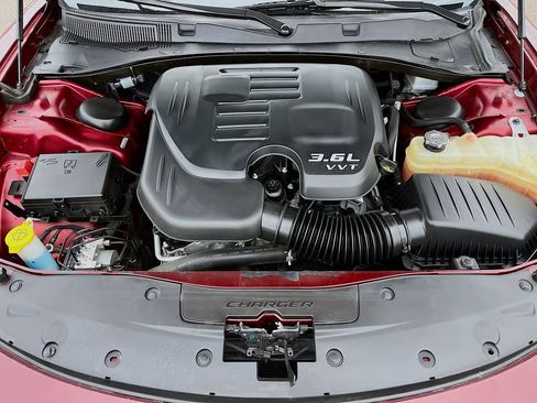 Used 2021 Dodge Charger GT w/ Blacktop Package RWD image 29