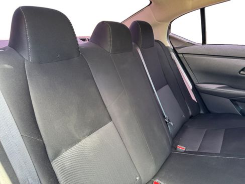 Used 2024 Nissan Sentra SV FWD image 18