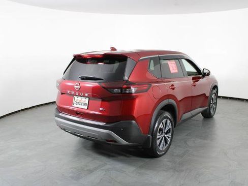 Certified 2022 Nissan Rogue SV FWD image 11