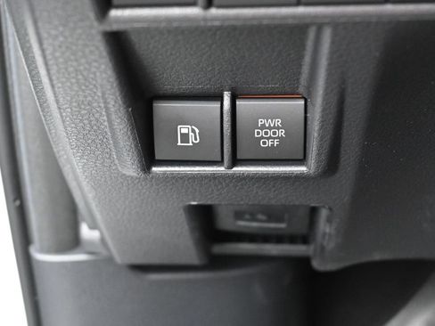 Certified 2026 Toyota Sienna Platinum AWD/4WD image 16