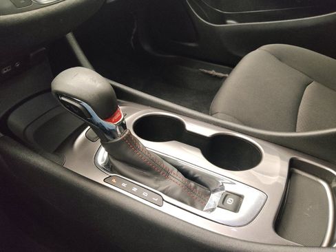 Used 2023 Chevrolet Malibu RS FWD image 26